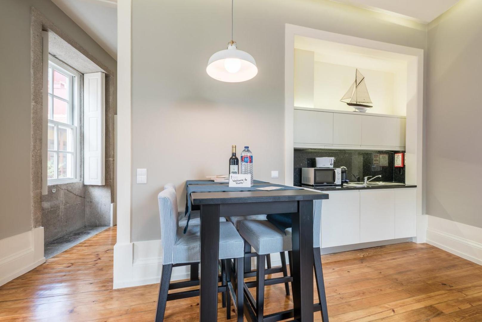 Guestready - Chic Retreat In The Heart Of Porto Lägenhet Exteriör bild