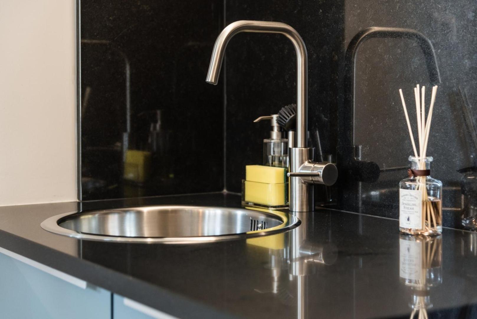 Guestready - Chic Retreat In The Heart Of Porto Lägenhet Exteriör bild